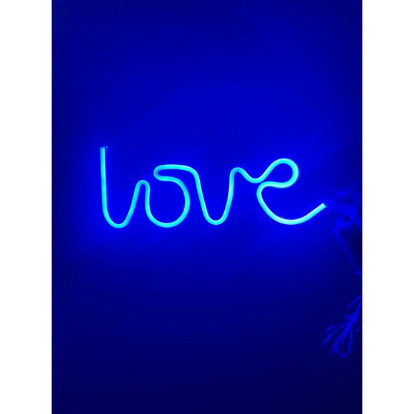 Neon light "love" in blue -battery and USB power - Picture 1 of 4